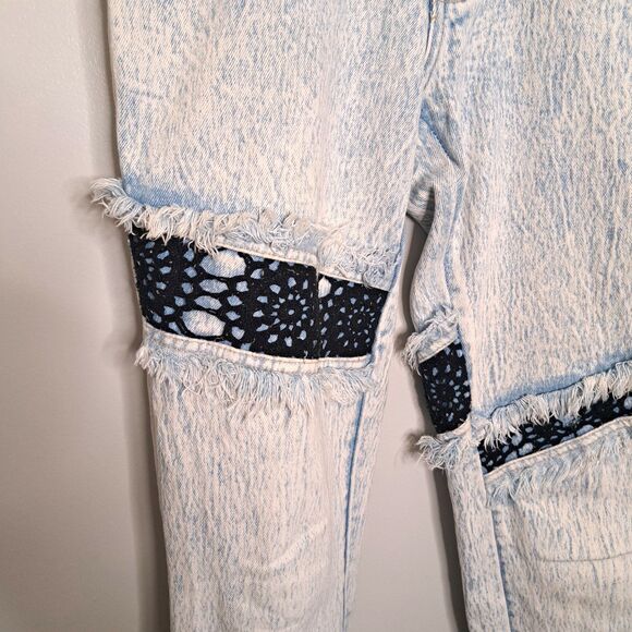 Vintage 90s Anti-Basic X Daily Jeans Size 9/10 Acid Wash Distressed High Rise - Picture 10 of 16